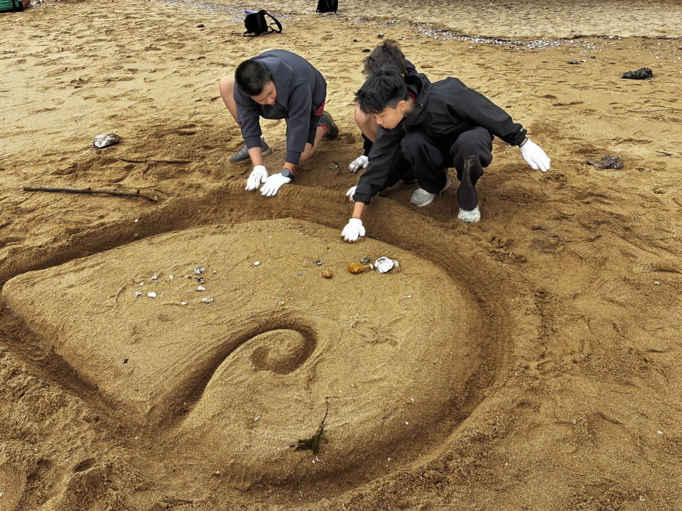 C2EB1778-FB42-4663-B672-38C654758EAB