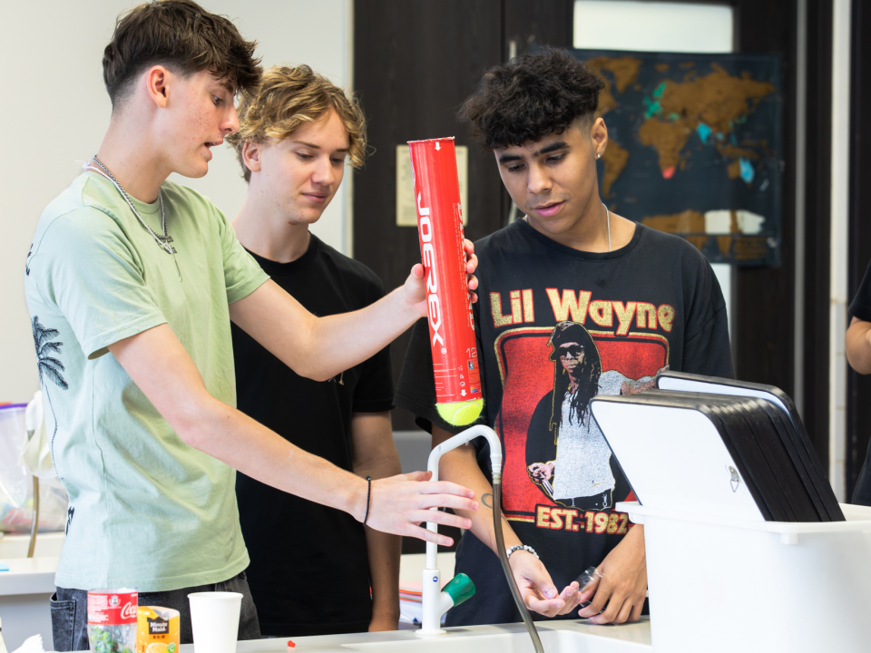 Y13 Collaberative Science Project-07